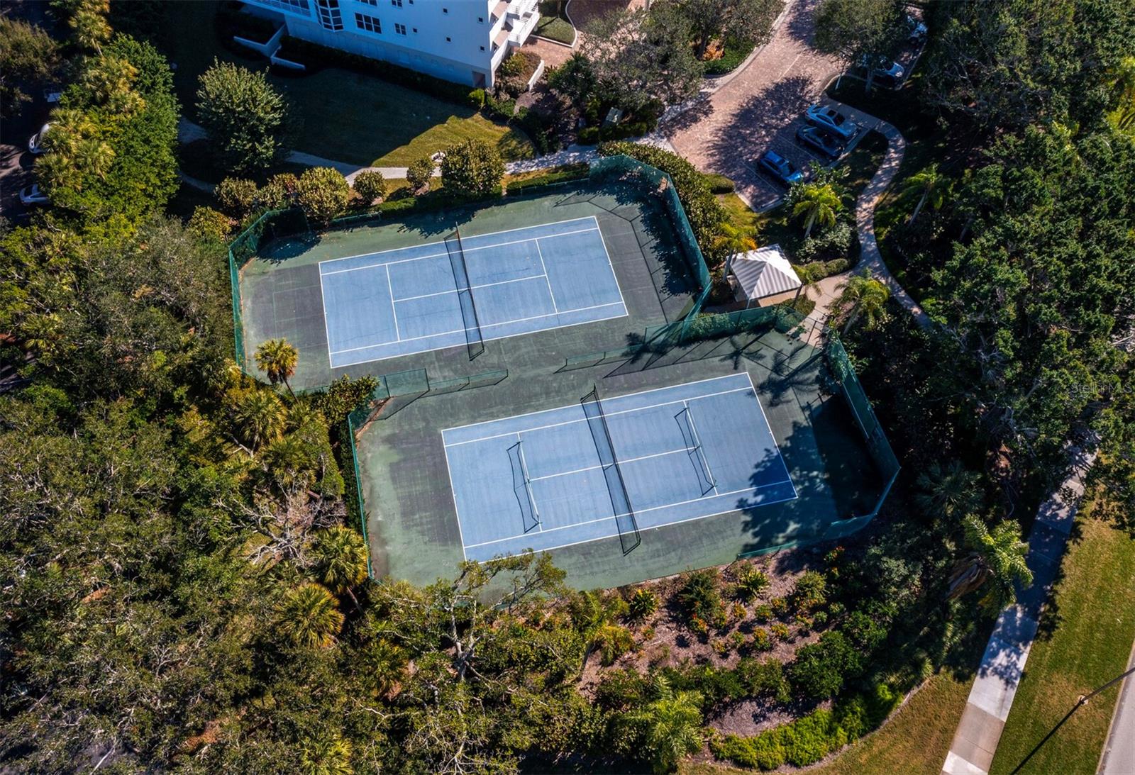 2410 HARBOURSIDE DR #121