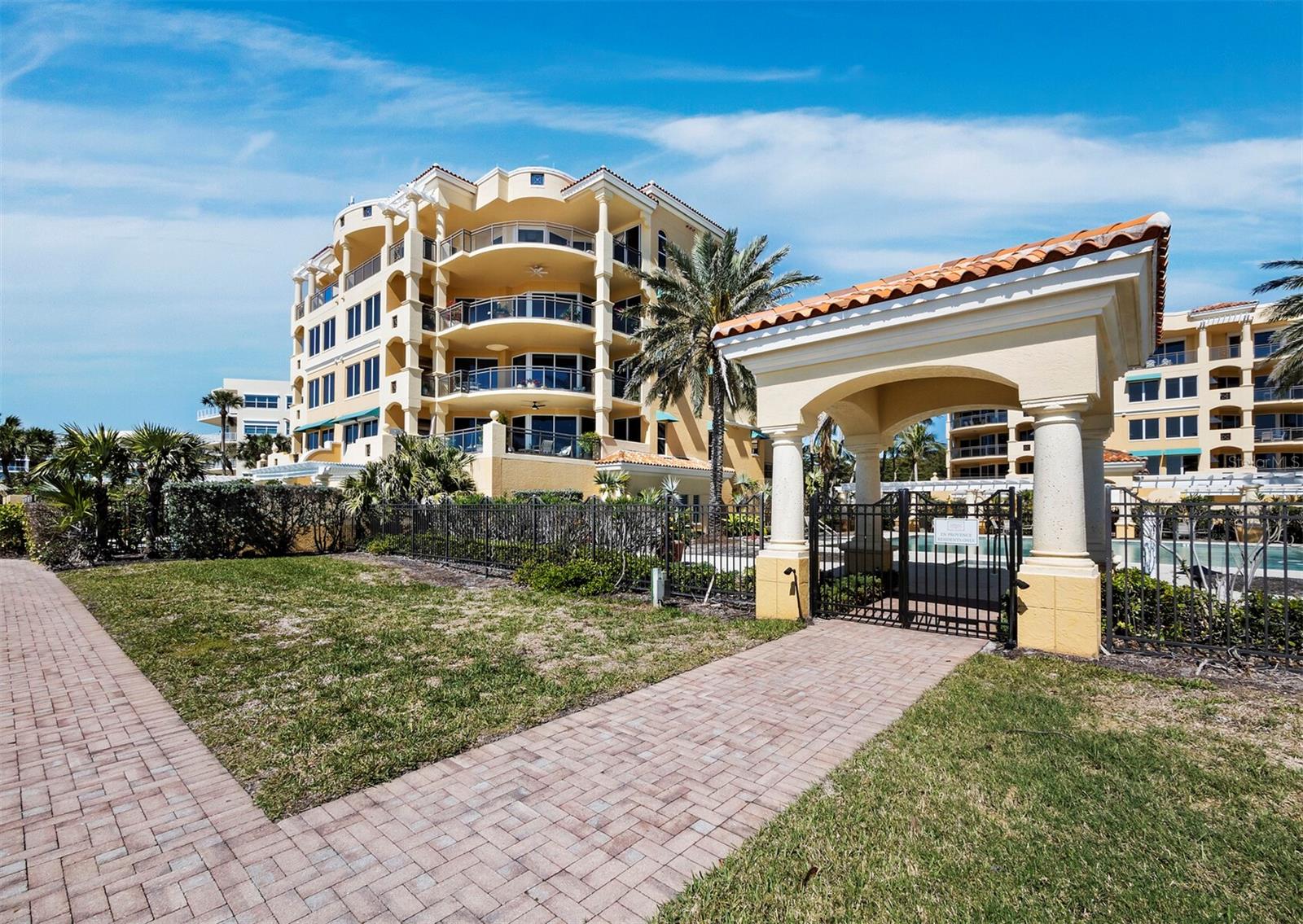 2161 GULF OF MEXICO DR #3