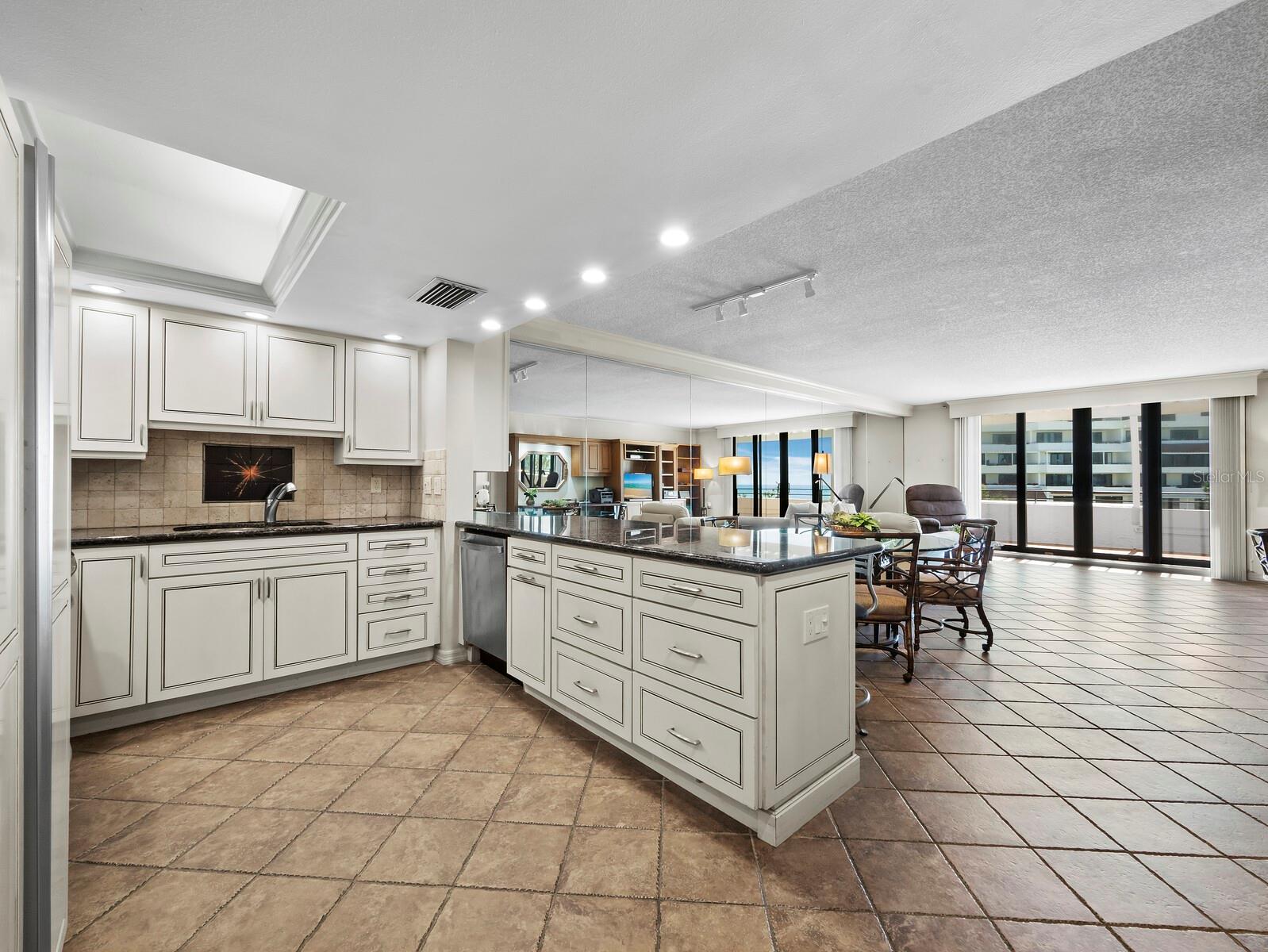 1485 GULF OF MEXICO DR #205