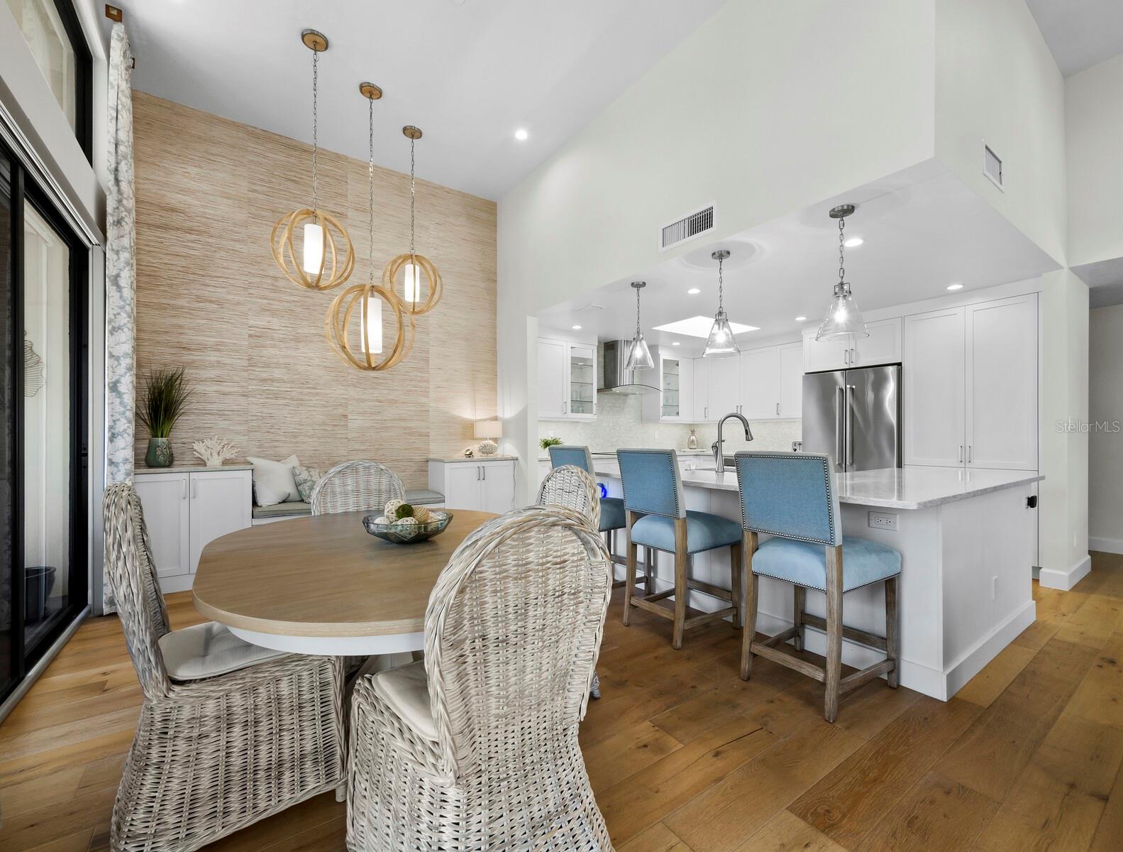 1928 HARBOURSIDE DR #1404