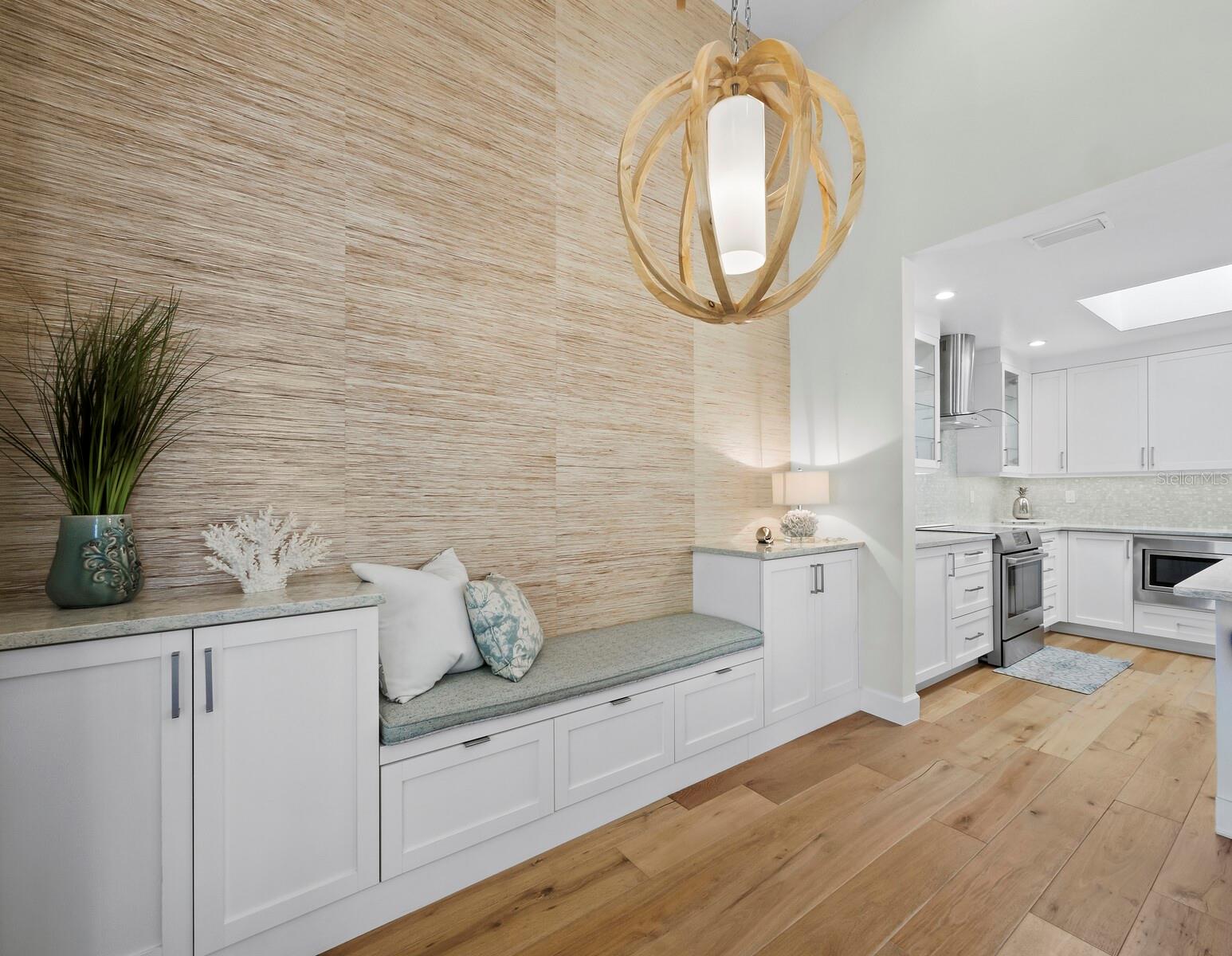 1928 HARBOURSIDE DR #1404