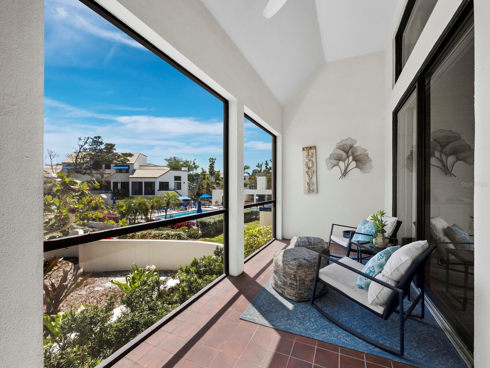 1928 HARBOURSIDE DR #1404