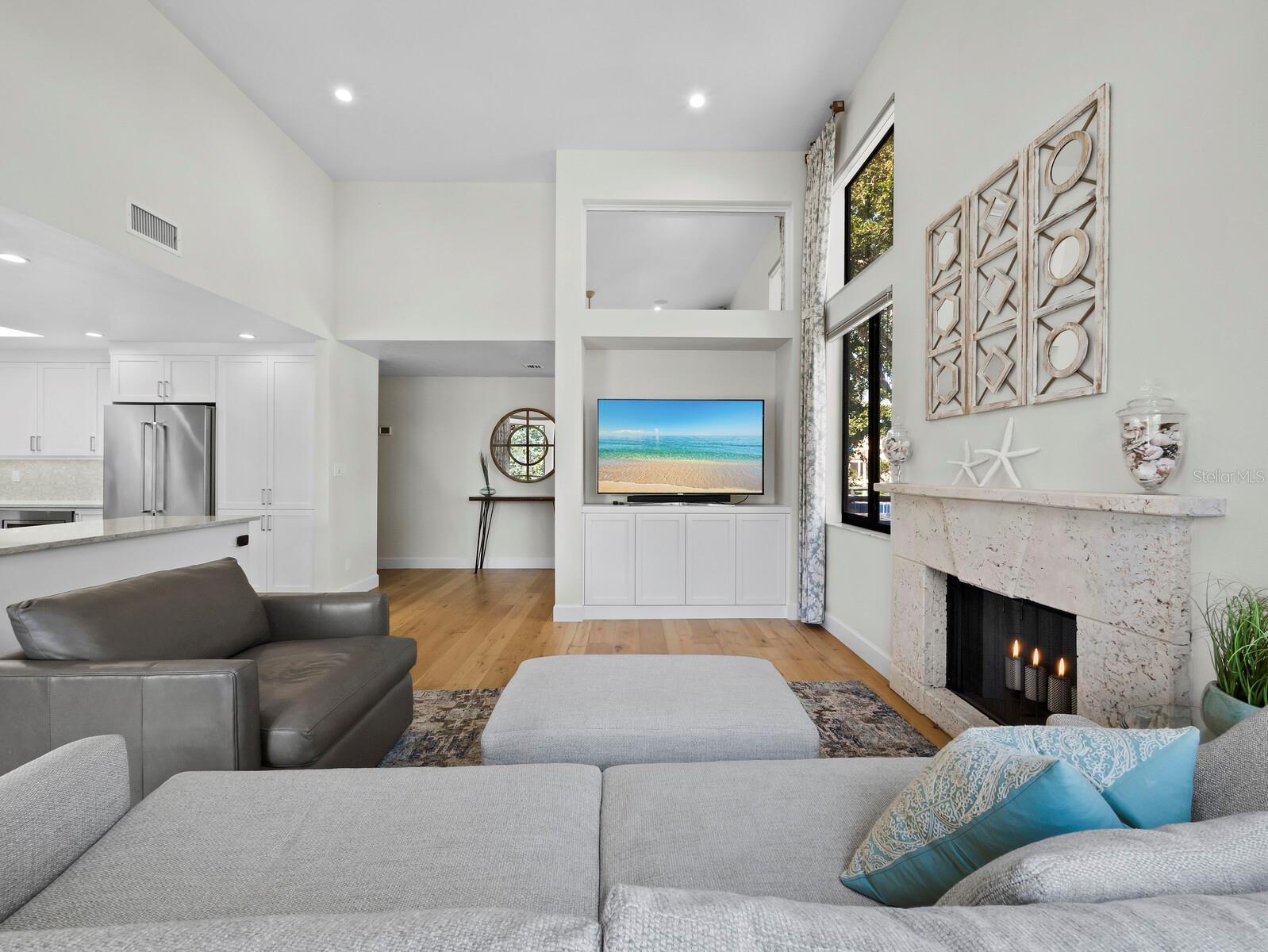 1928 HARBOURSIDE DR #1404