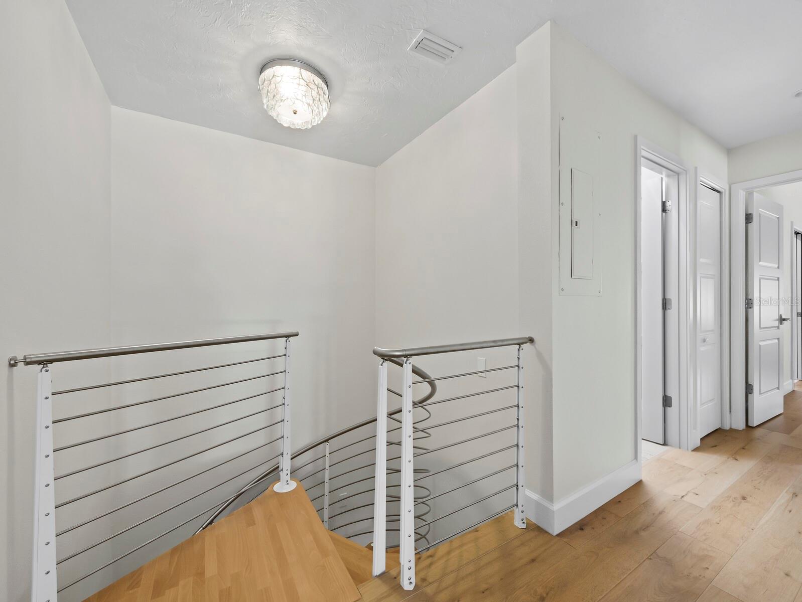 1928 HARBOURSIDE DR #1404