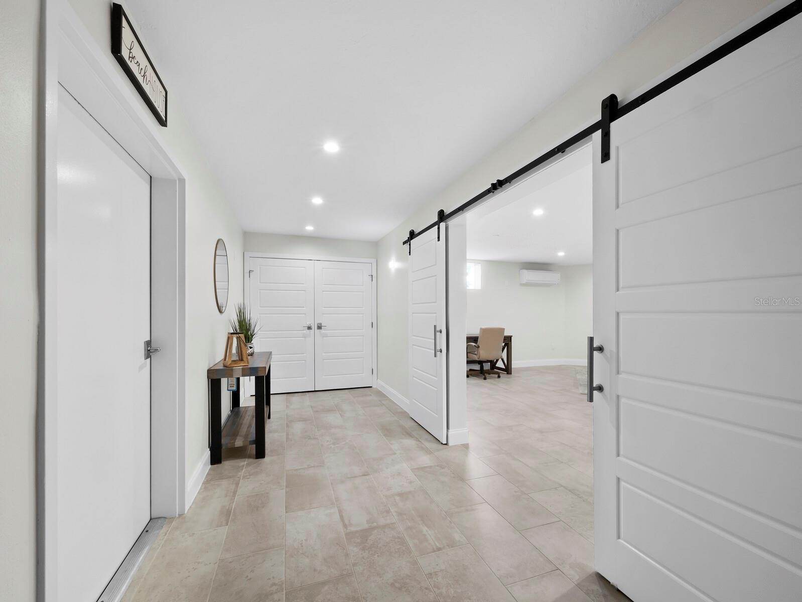 1928 HARBOURSIDE DR #1404