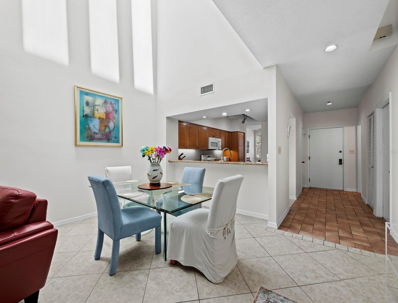 1904 HARBOURSIDE DR #202