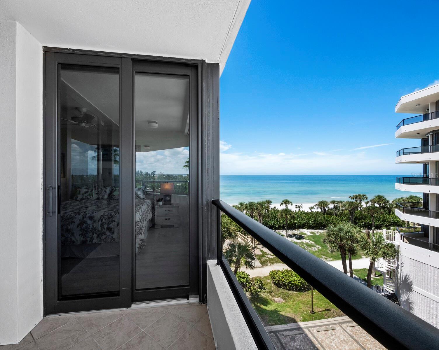 575 SANCTUARY DR #A302