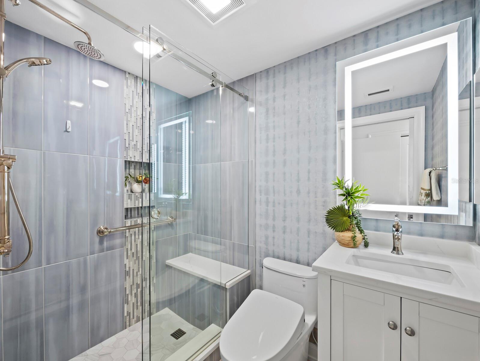 575 SANCTUARY DR #A302