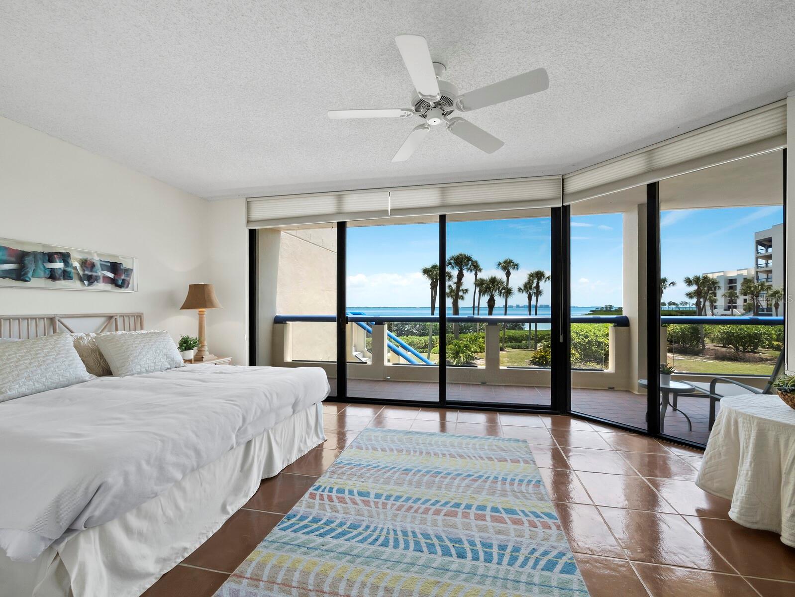 2120 HARBOURSIDE DR #617