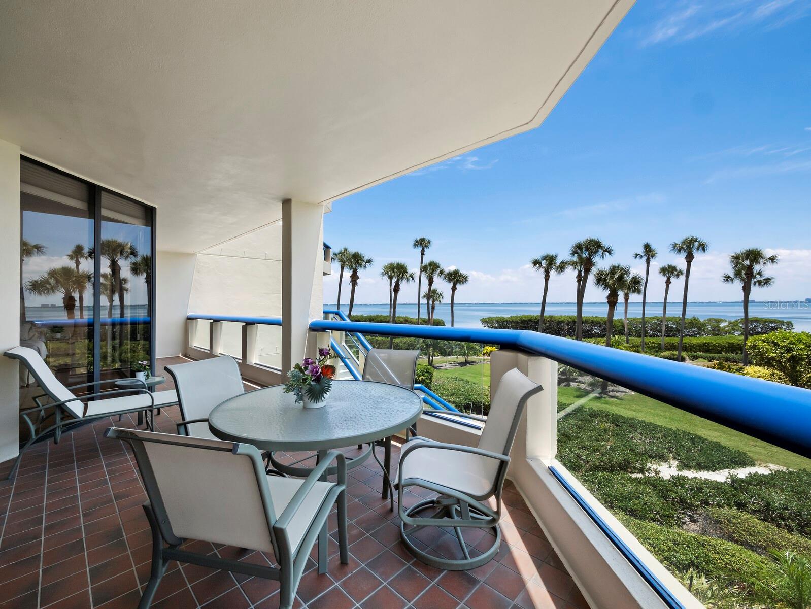 2120 HARBOURSIDE DR #617