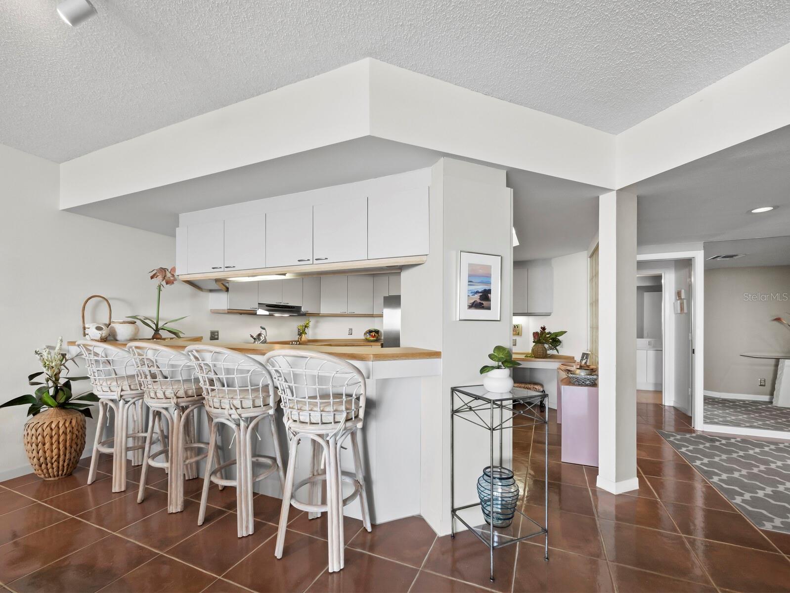 2120 HARBOURSIDE DR #617