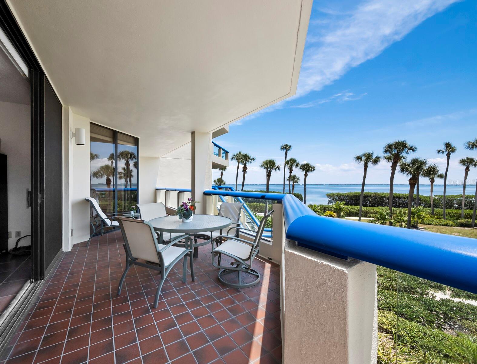 2120 HARBOURSIDE DR #617