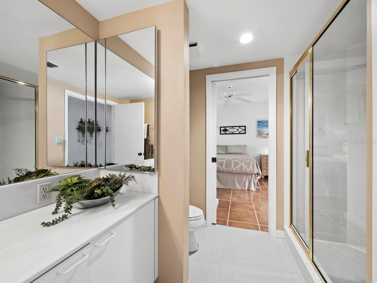 2120 HARBOURSIDE DR #617