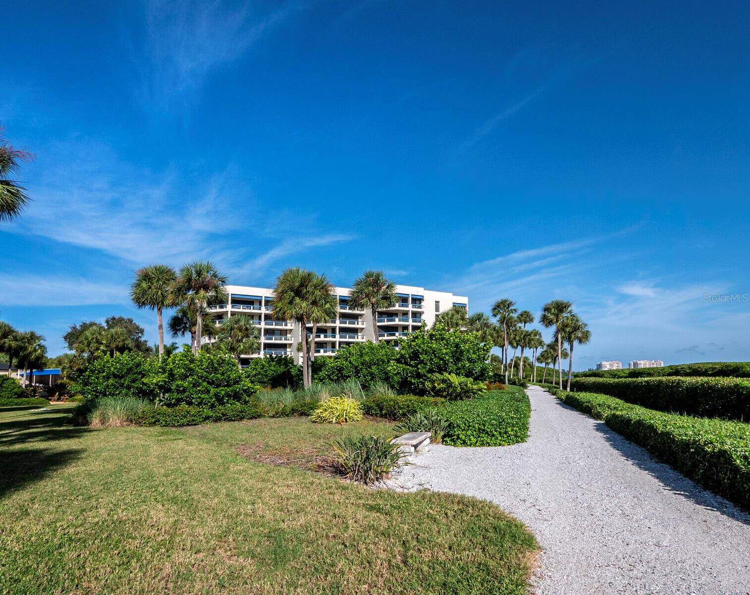 2120 HARBOURSIDE DR #617
