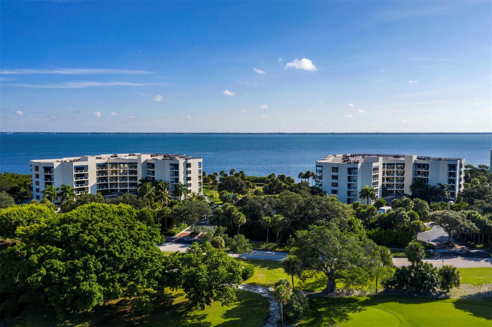 2120 HARBOURSIDE DR #617