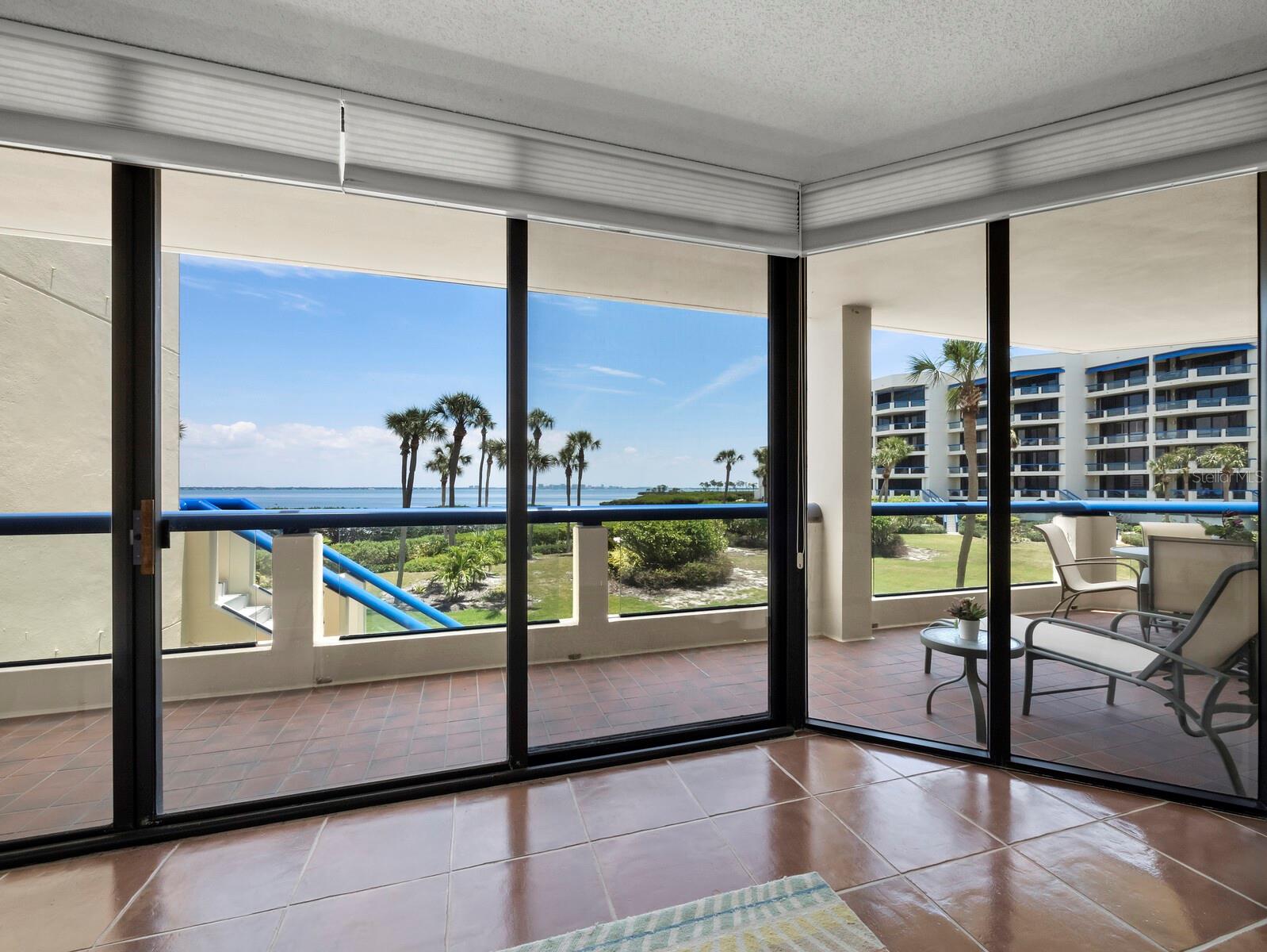 2120 HARBOURSIDE DR #617