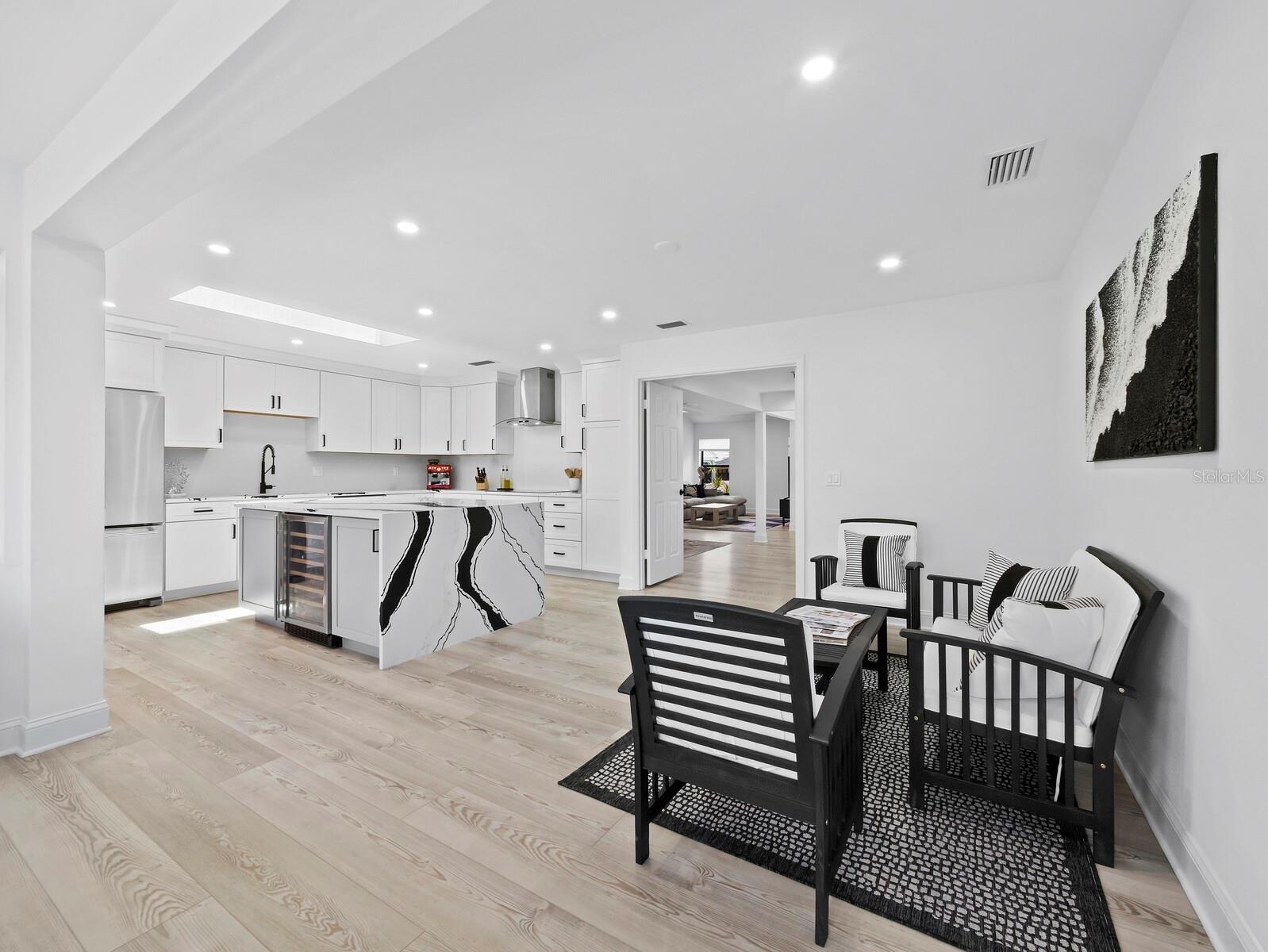 2155 HARBOURSIDE DR #804