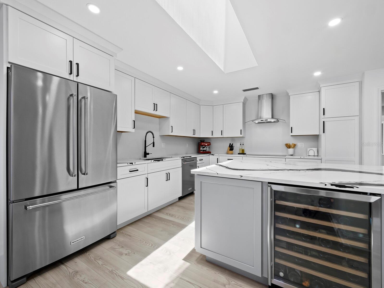 2155 HARBOURSIDE DR #804