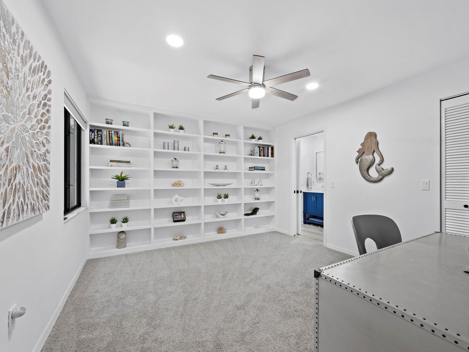 2155 HARBOURSIDE DR #804