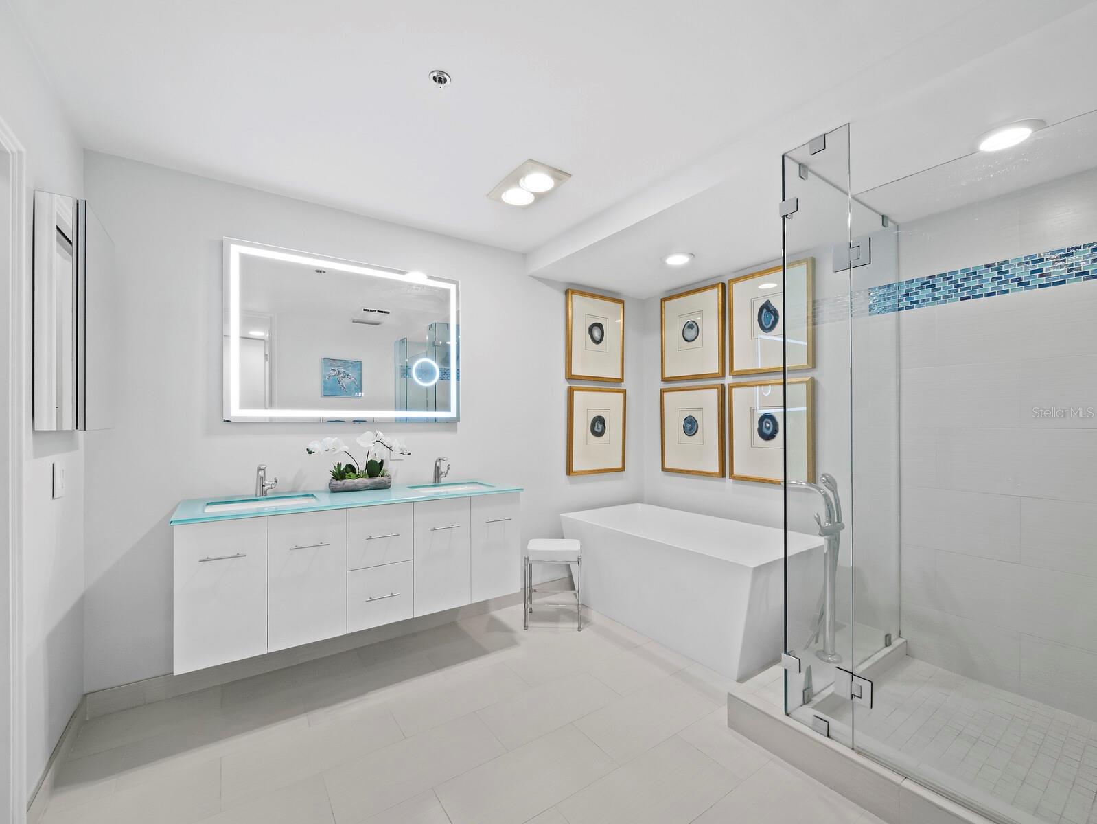 3060 GRAND BAY BLVD #154