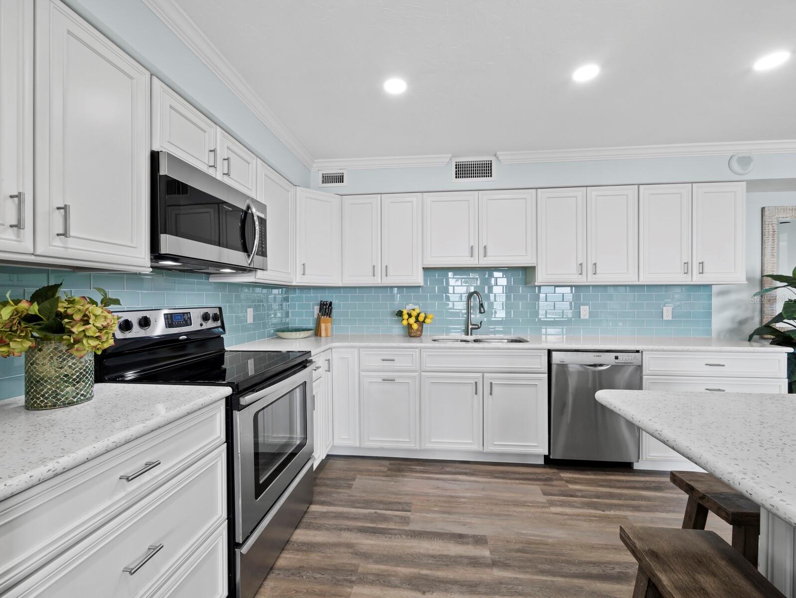 2295 GULF OF MEXICO DR #23S