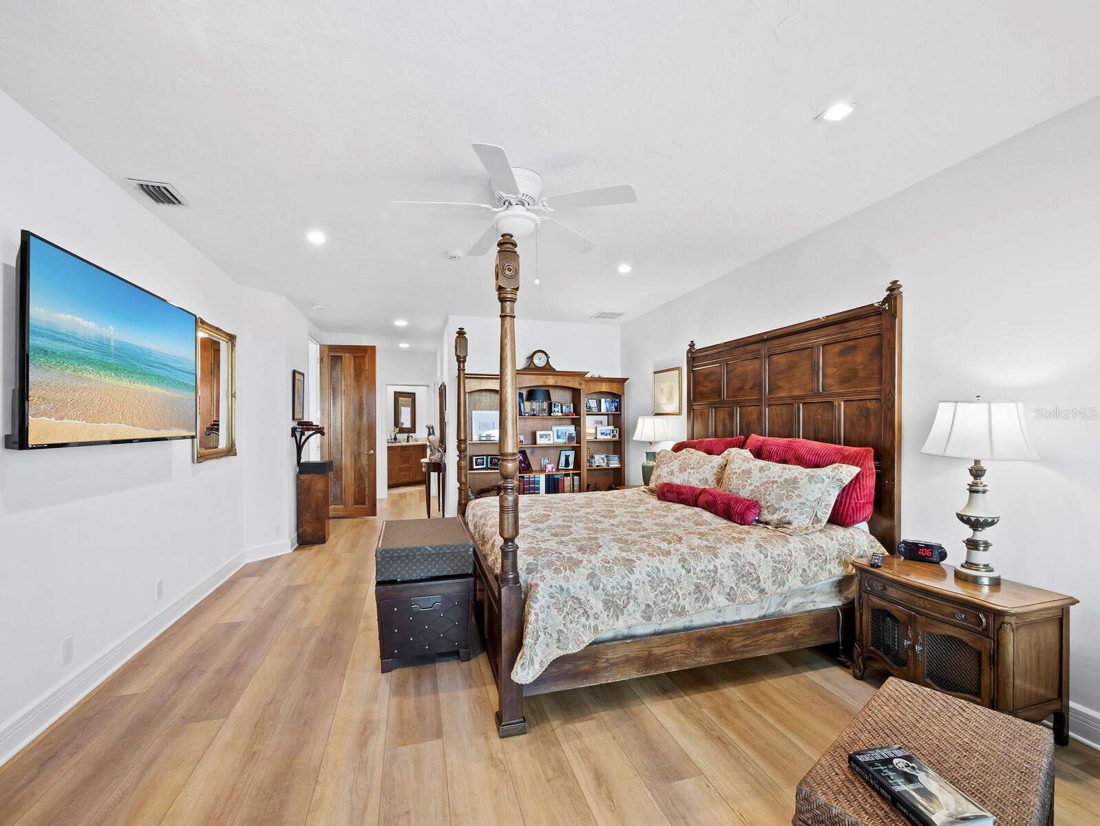 340 GULF OF MEXICO DR #112