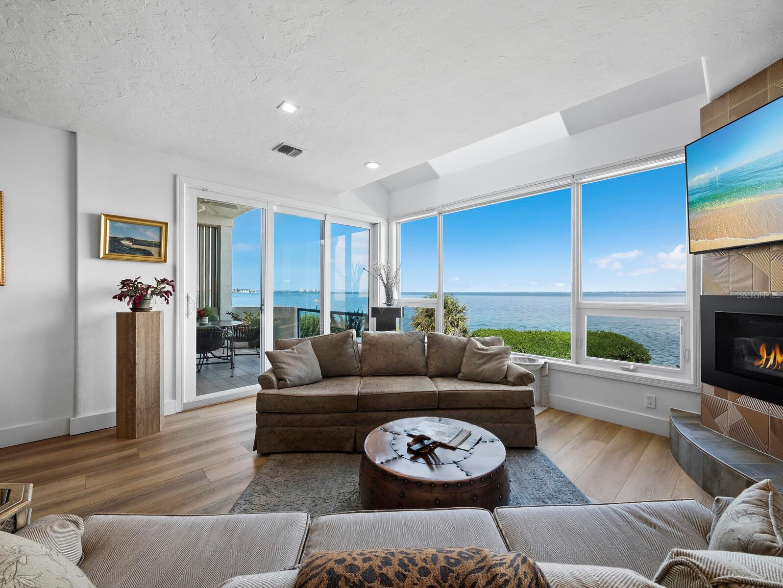 340 GULF OF MEXICO DR #112