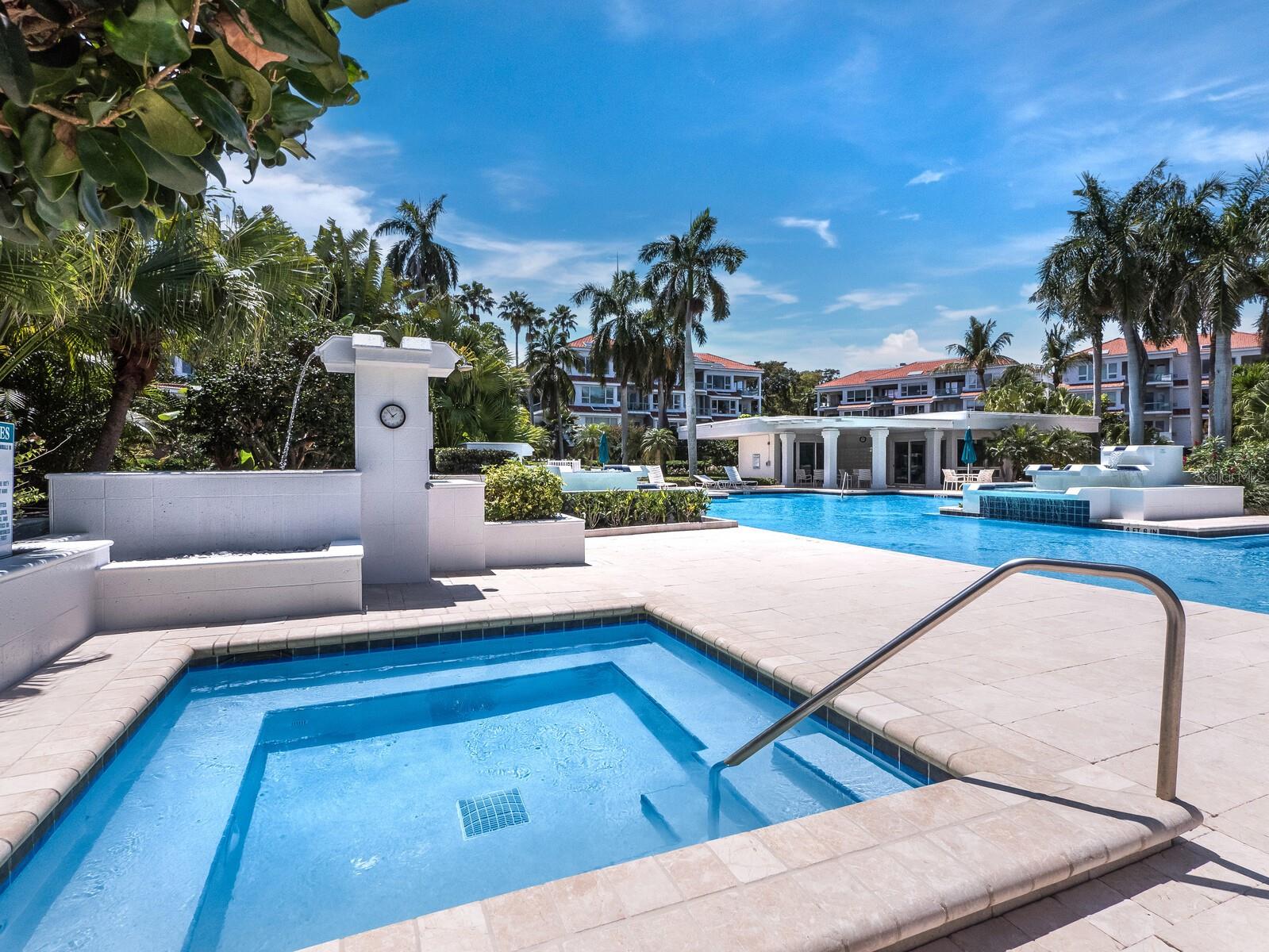 340 GULF OF MEXICO DR #112