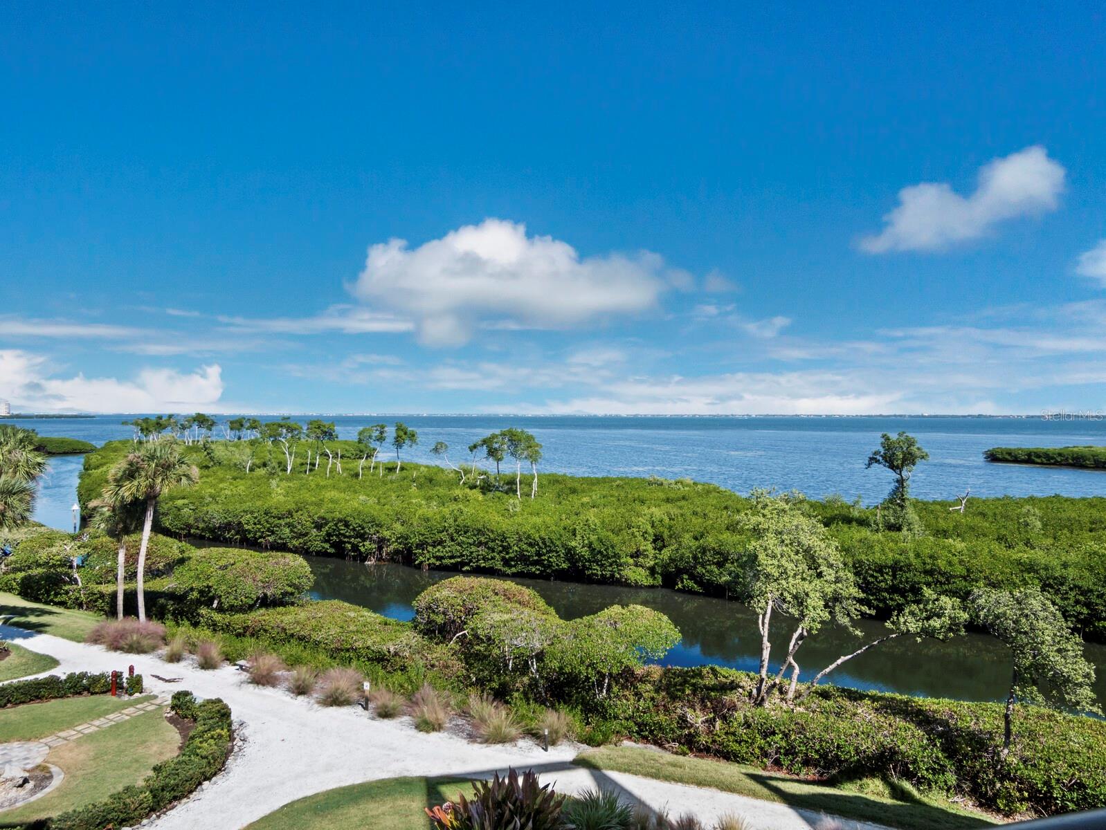 1930 HARBOURSIDE DR #136