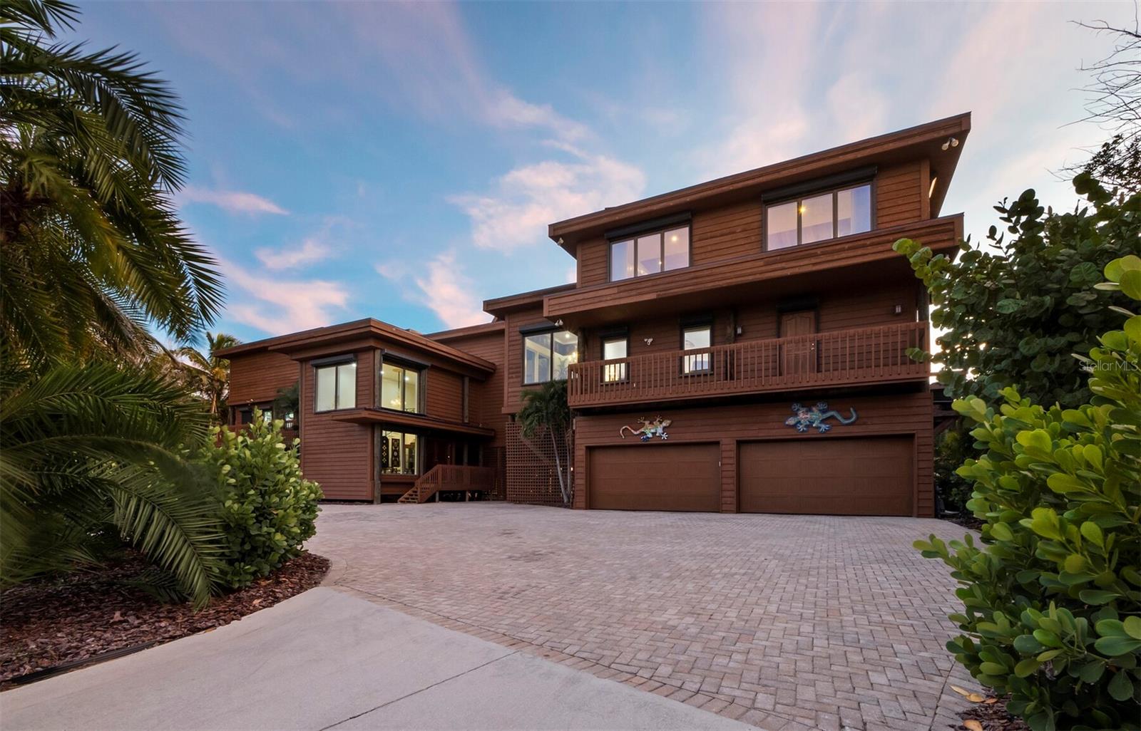 6685 GULF OF MEXICO DR