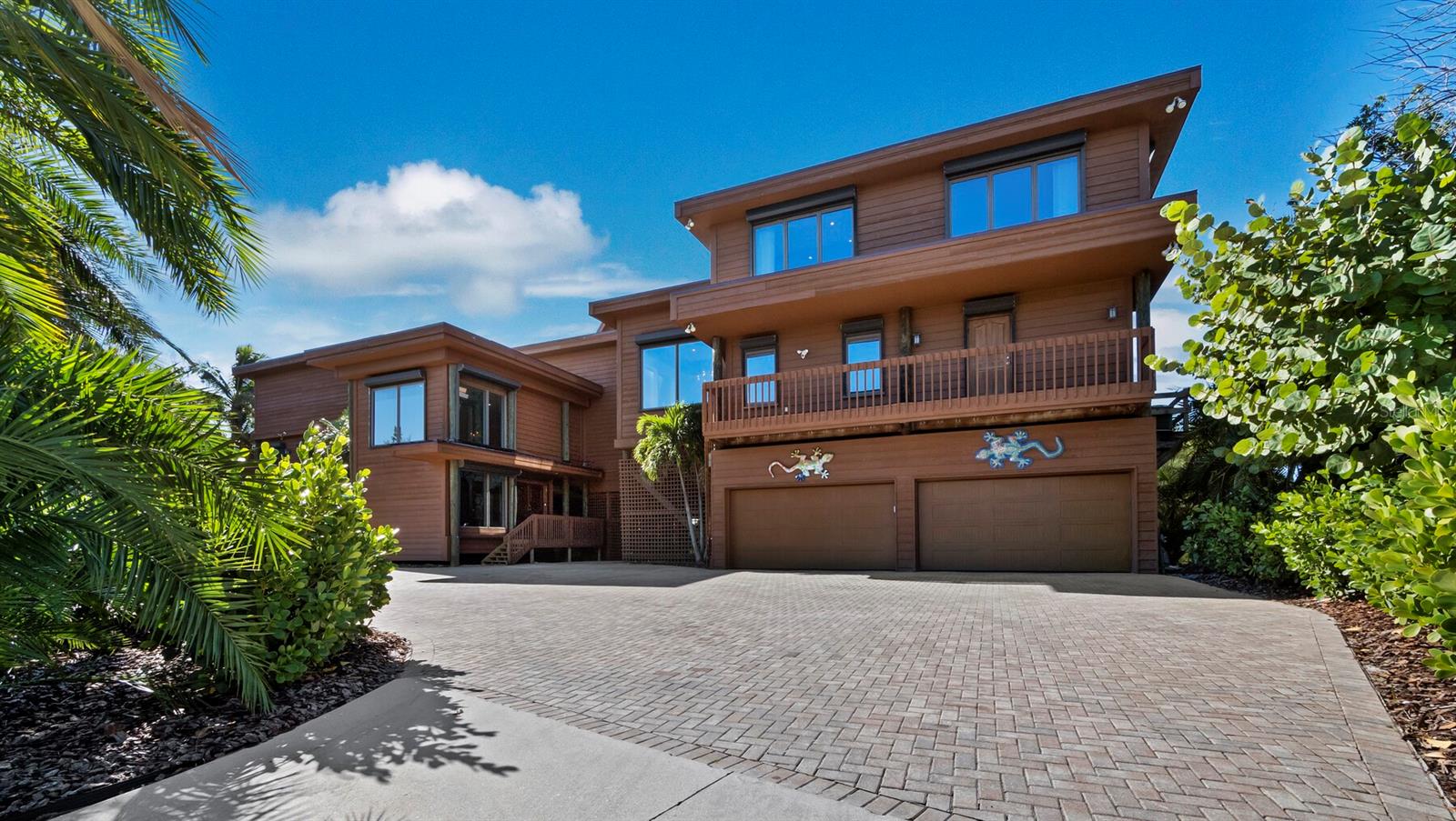 6685 GULF OF MEXICO DR