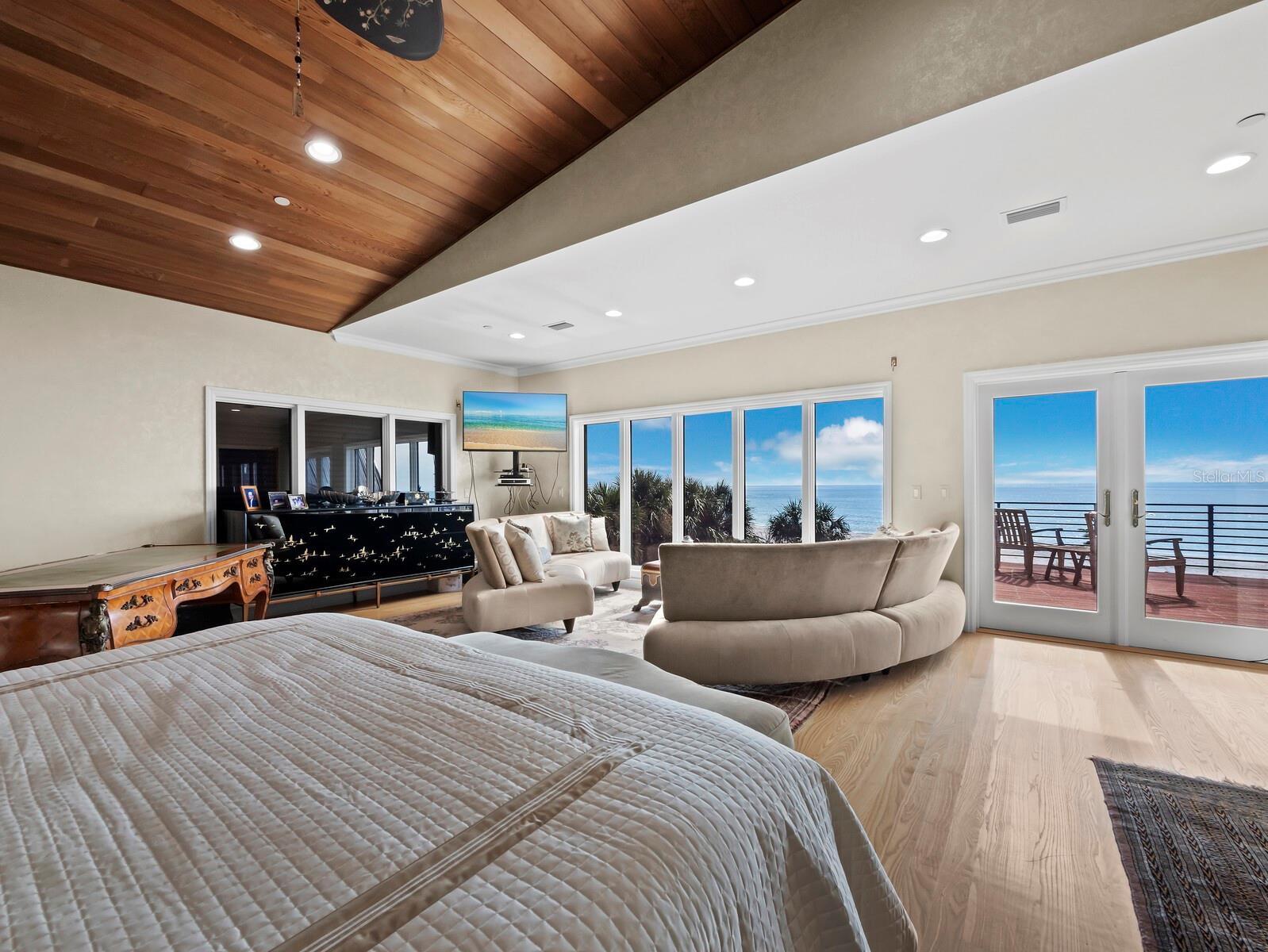 6685 GULF OF MEXICO DR