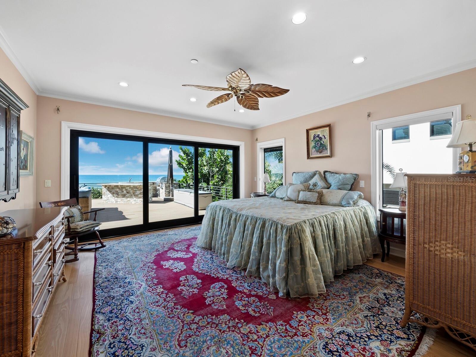 6685 GULF OF MEXICO DR