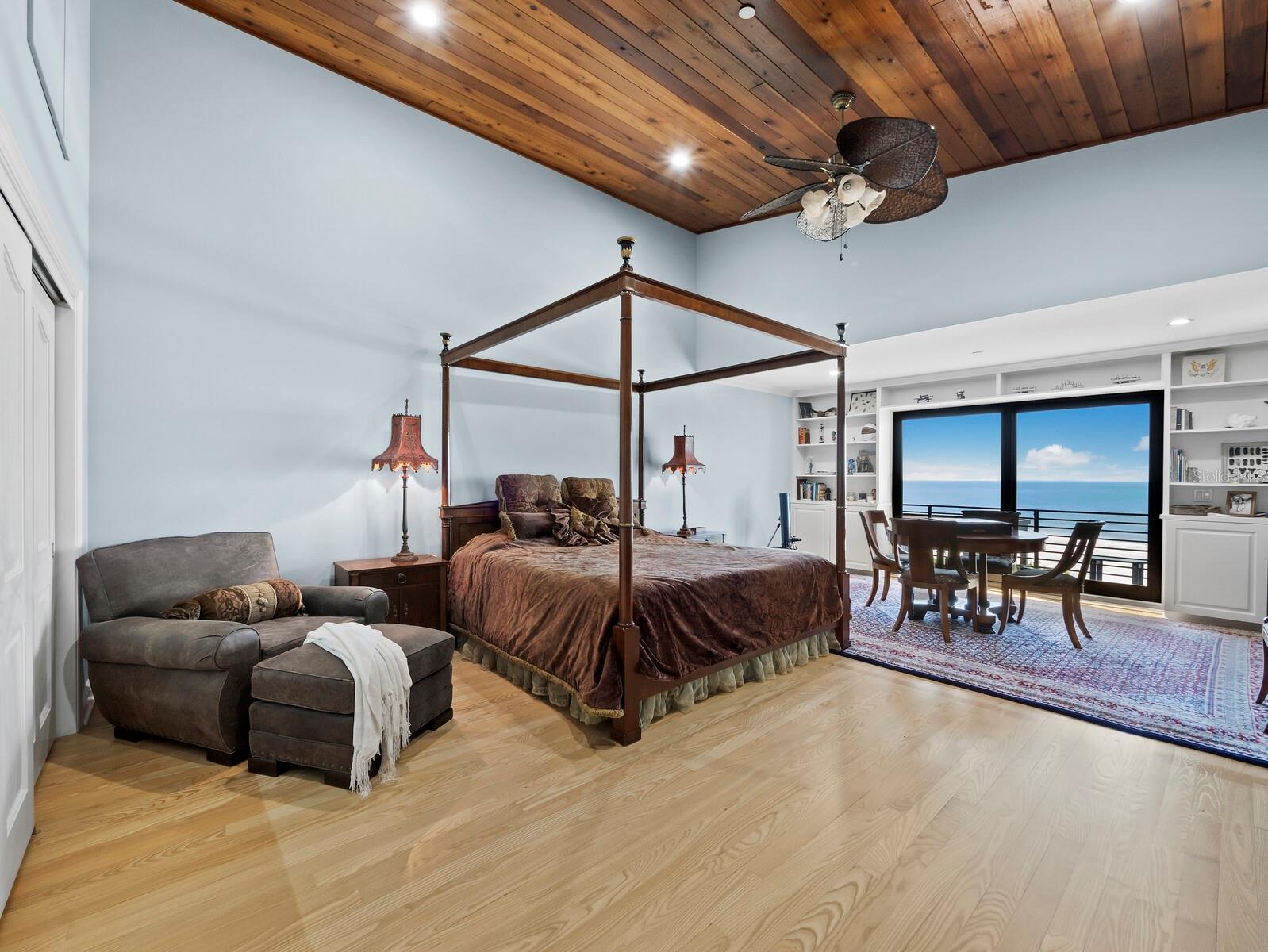 6685 GULF OF MEXICO DR