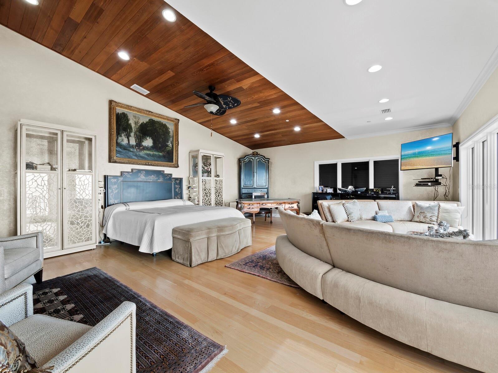 6685 GULF OF MEXICO DR