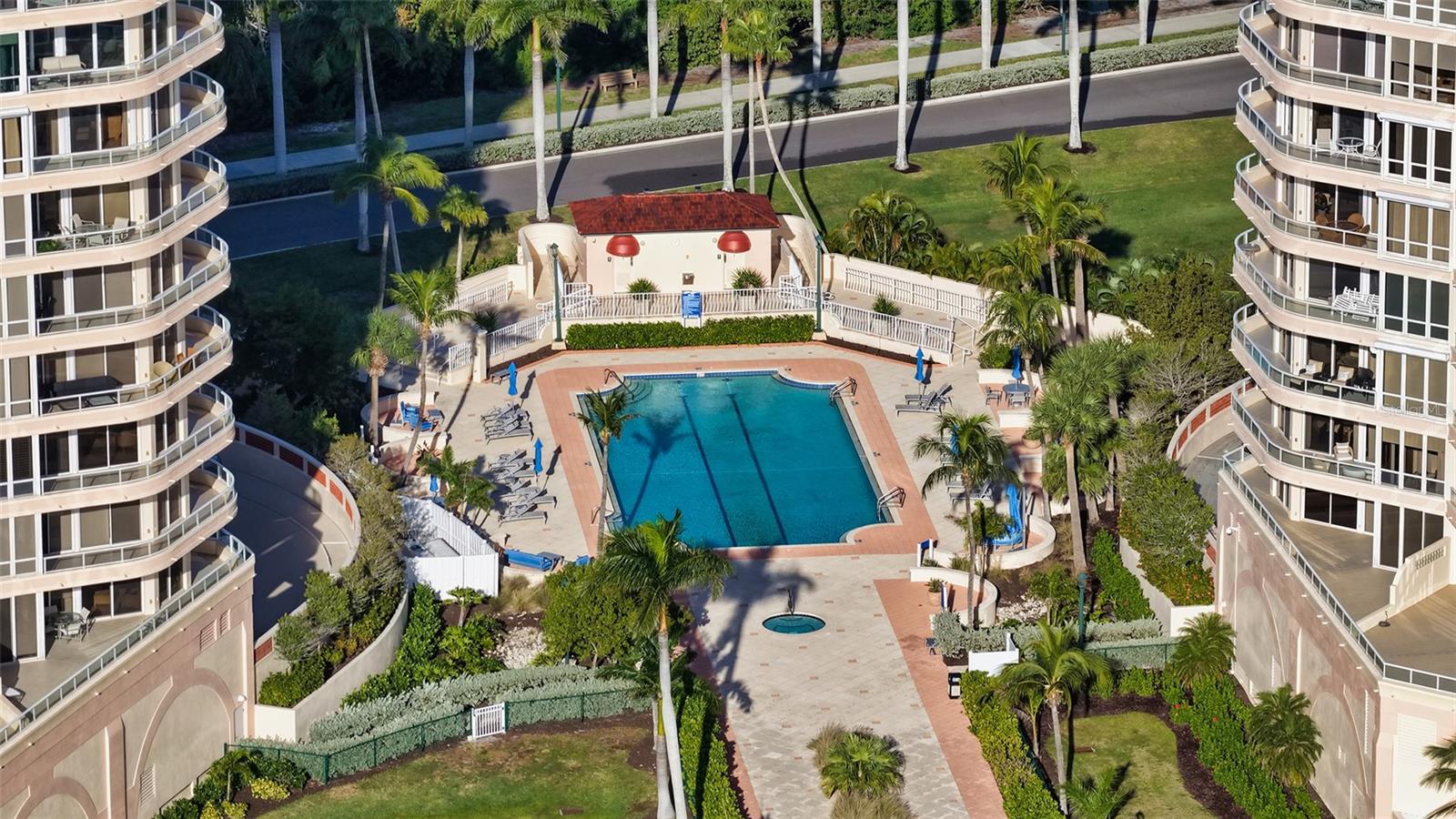 3080 GRAND BAY BLVD #515