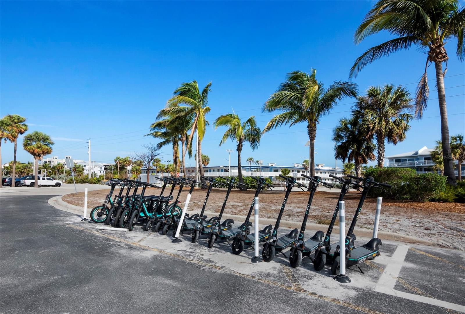 800 S BLVD OF THE PRESIDENTS #19