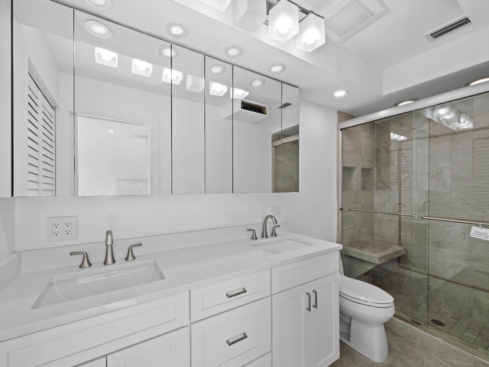 800 S BLVD OF THE PRESIDENTS #19