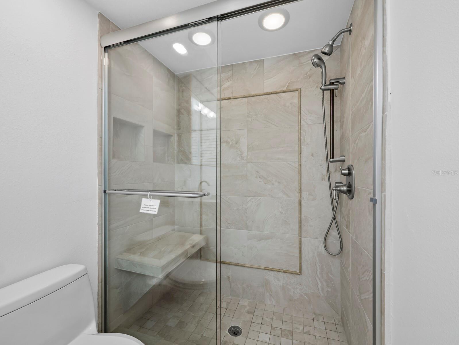 800 S BLVD OF THE PRESIDENTS #19