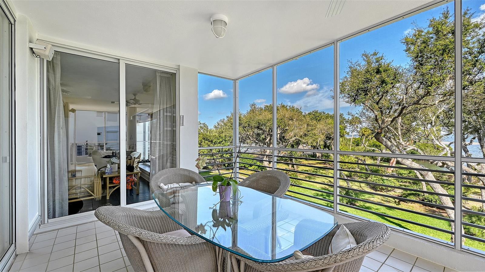 2550 HARBOURSIDE DR #324