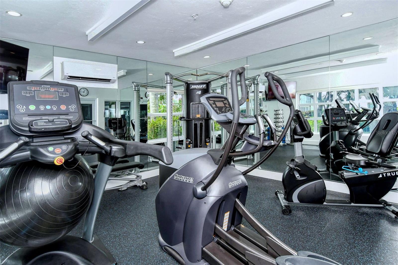 2550 HARBOURSIDE DR #324