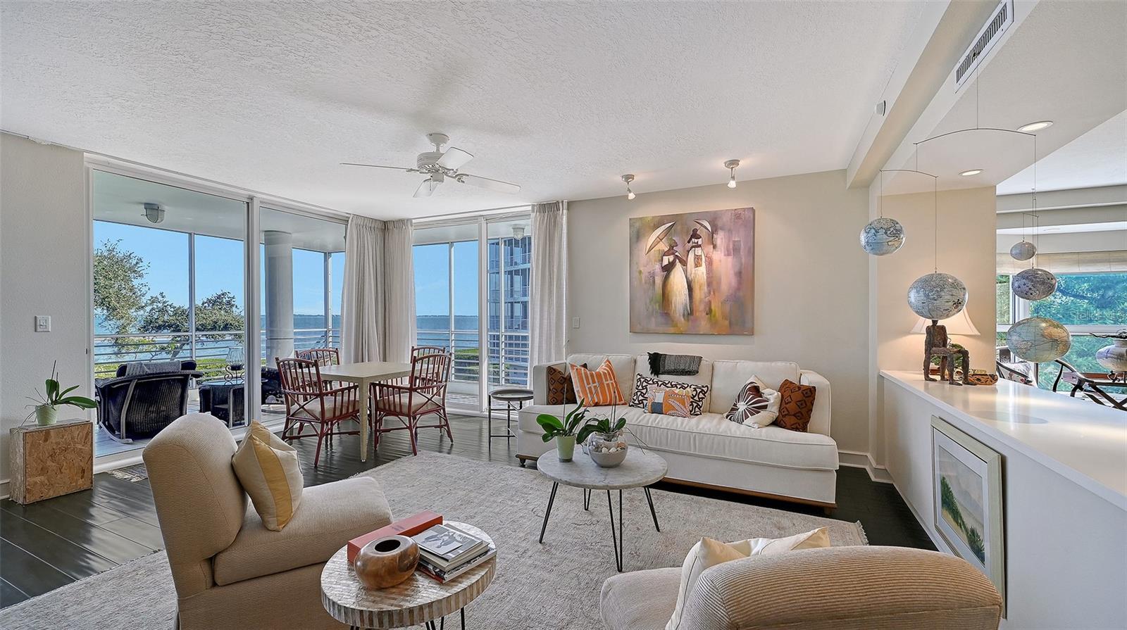 2550 HARBOURSIDE DR #324