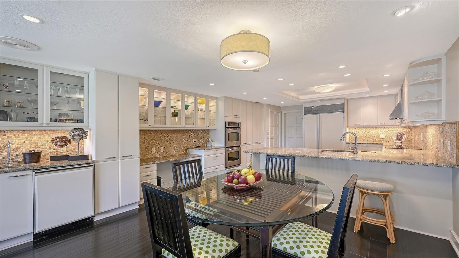 2550 HARBOURSIDE DR #324