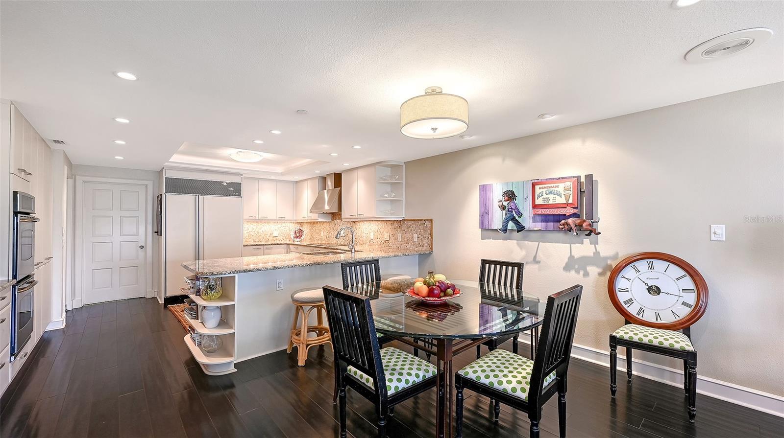 2550 HARBOURSIDE DR #324