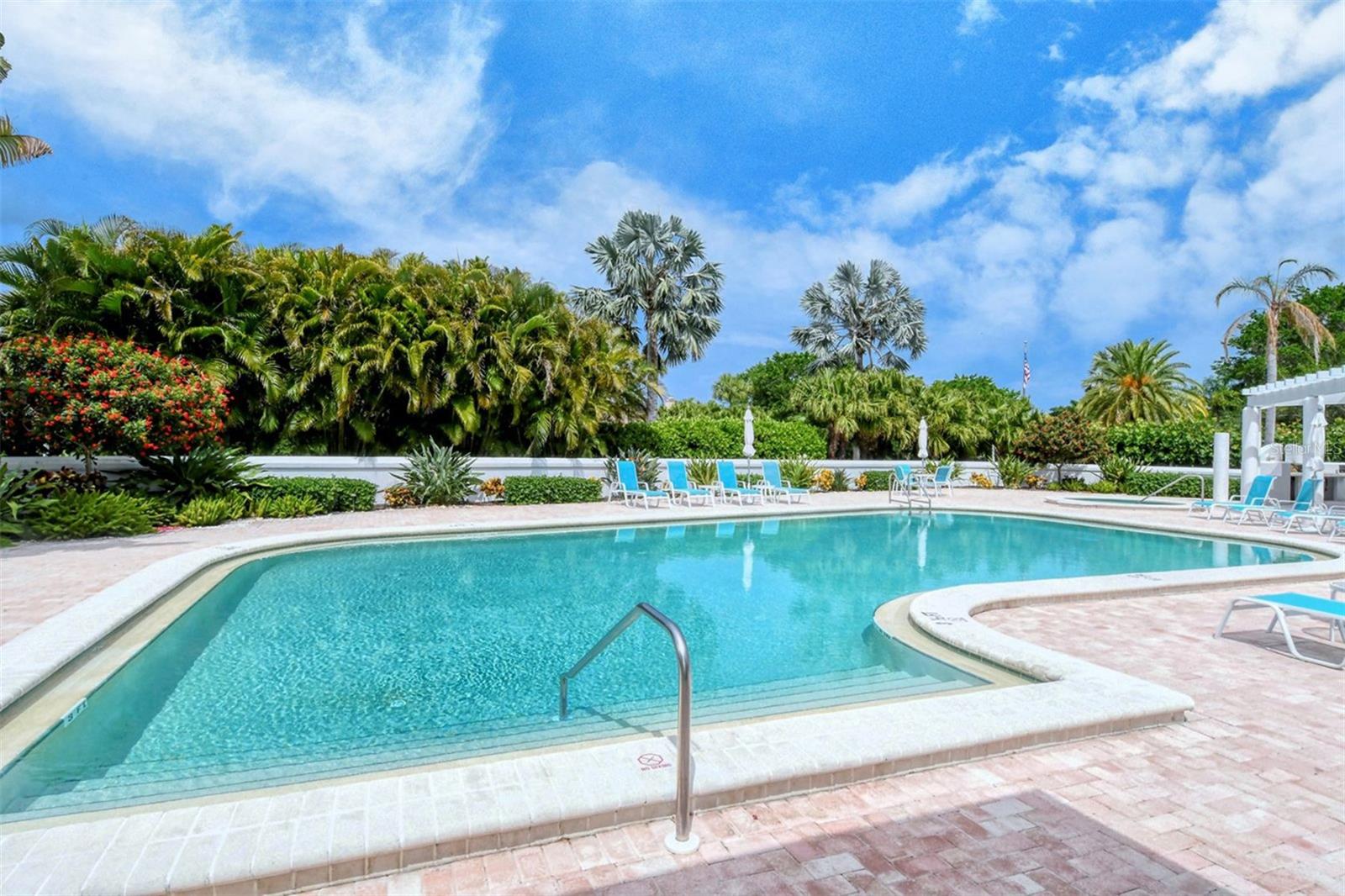 2550 HARBOURSIDE DR #324