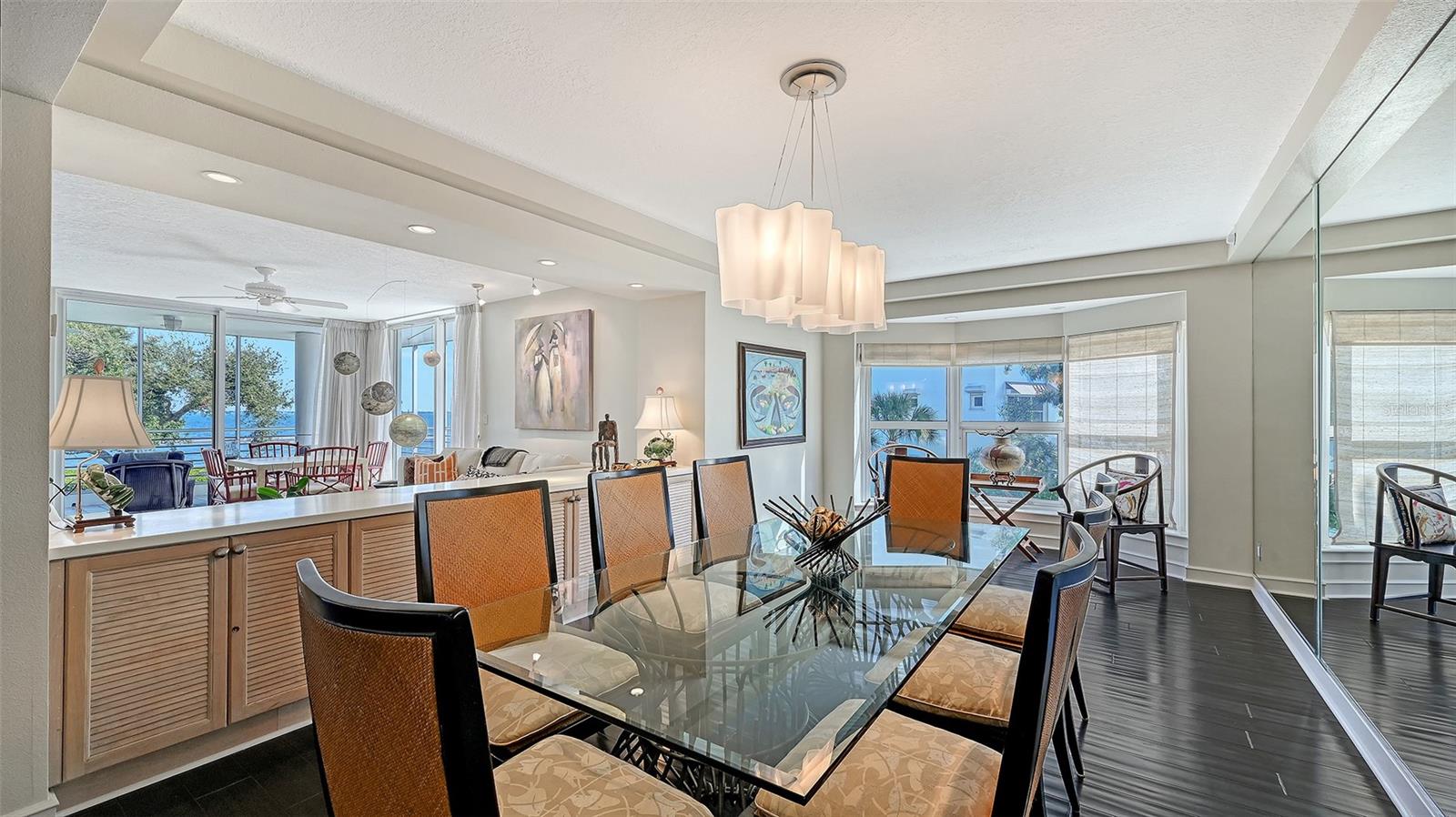 2550 HARBOURSIDE DR #324