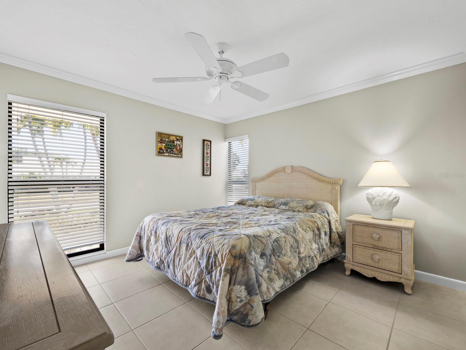 5970 EMERALD HARBOR DR