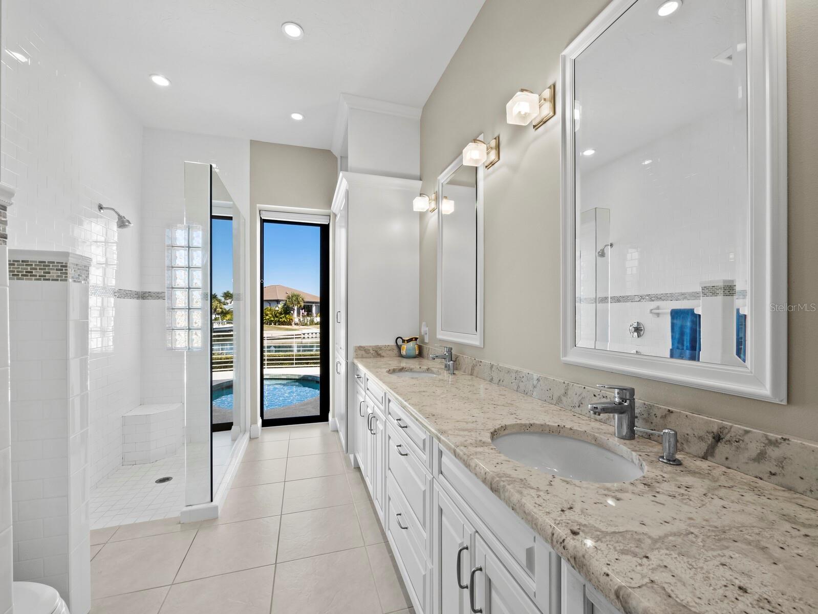 5970 EMERALD HARBOR DR