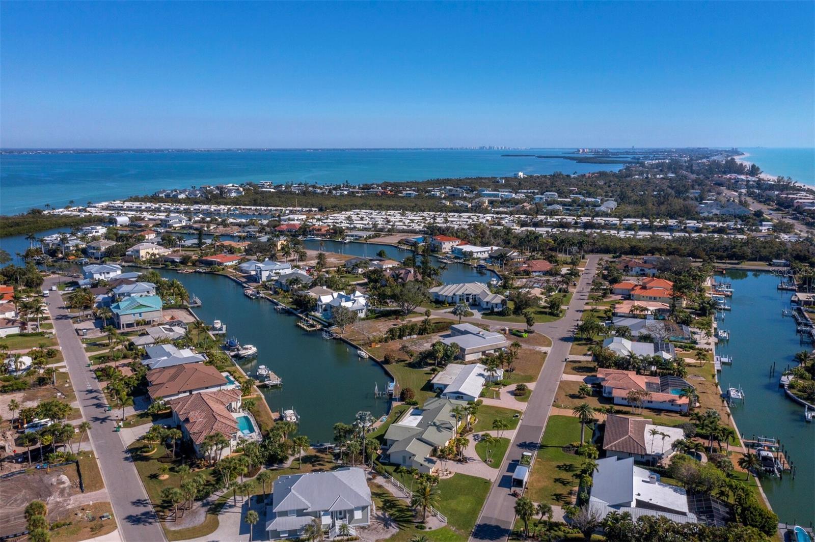 5970 EMERALD HARBOR DR