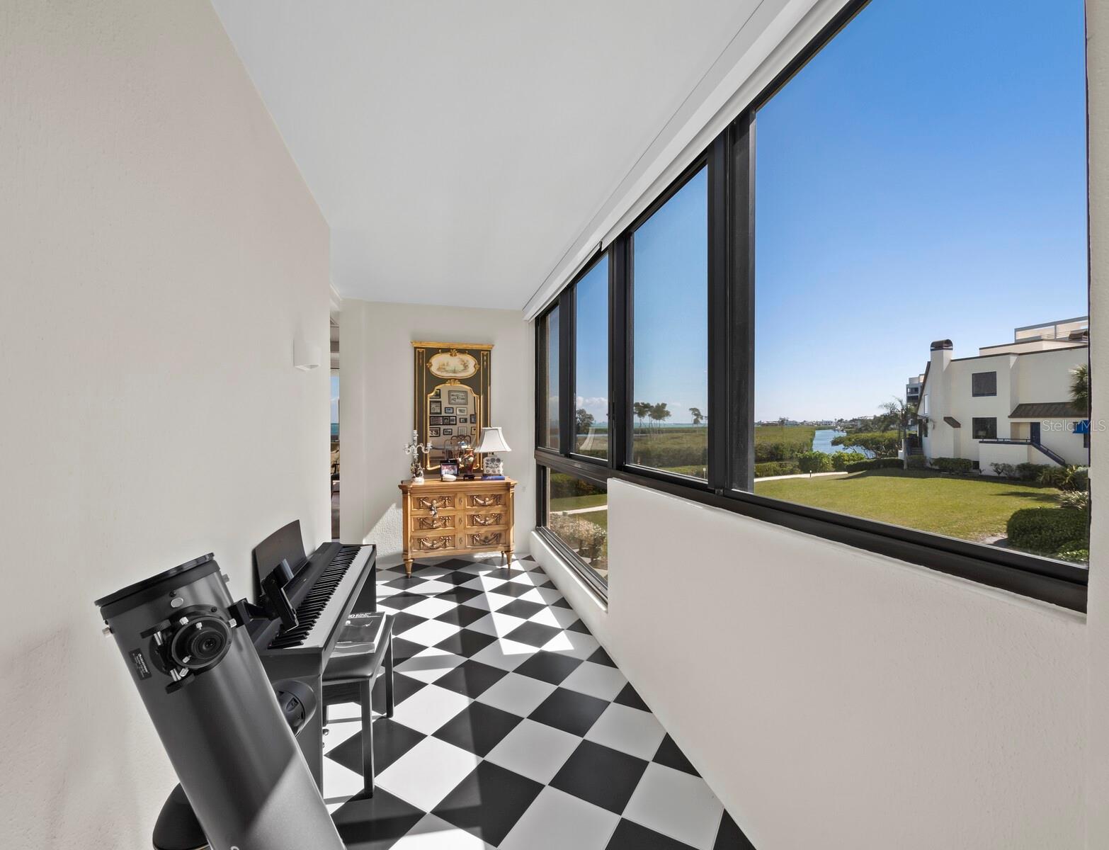 2016 HARBOURSIDE DR #317